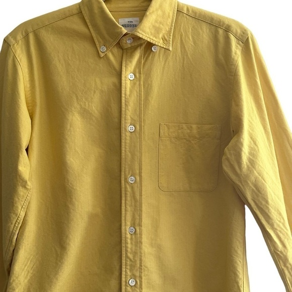 THE NERDYS YELLOW BUTTON DOWN SHIRT SIZE SMALL - Picture 5 of 11
